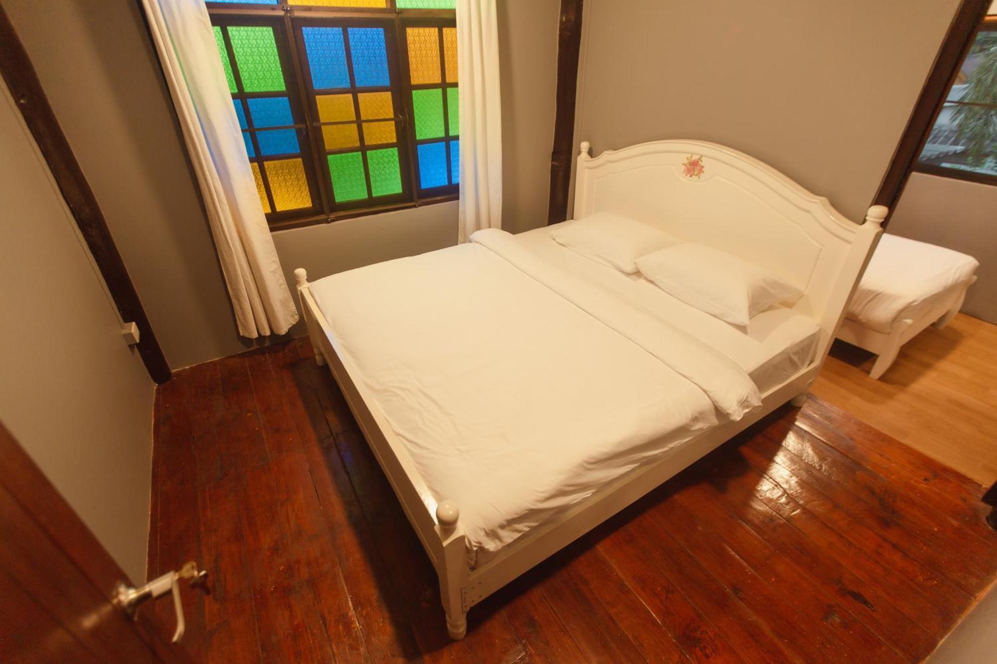 Agga Cnx Hostel Chiang Mai Exterior photo