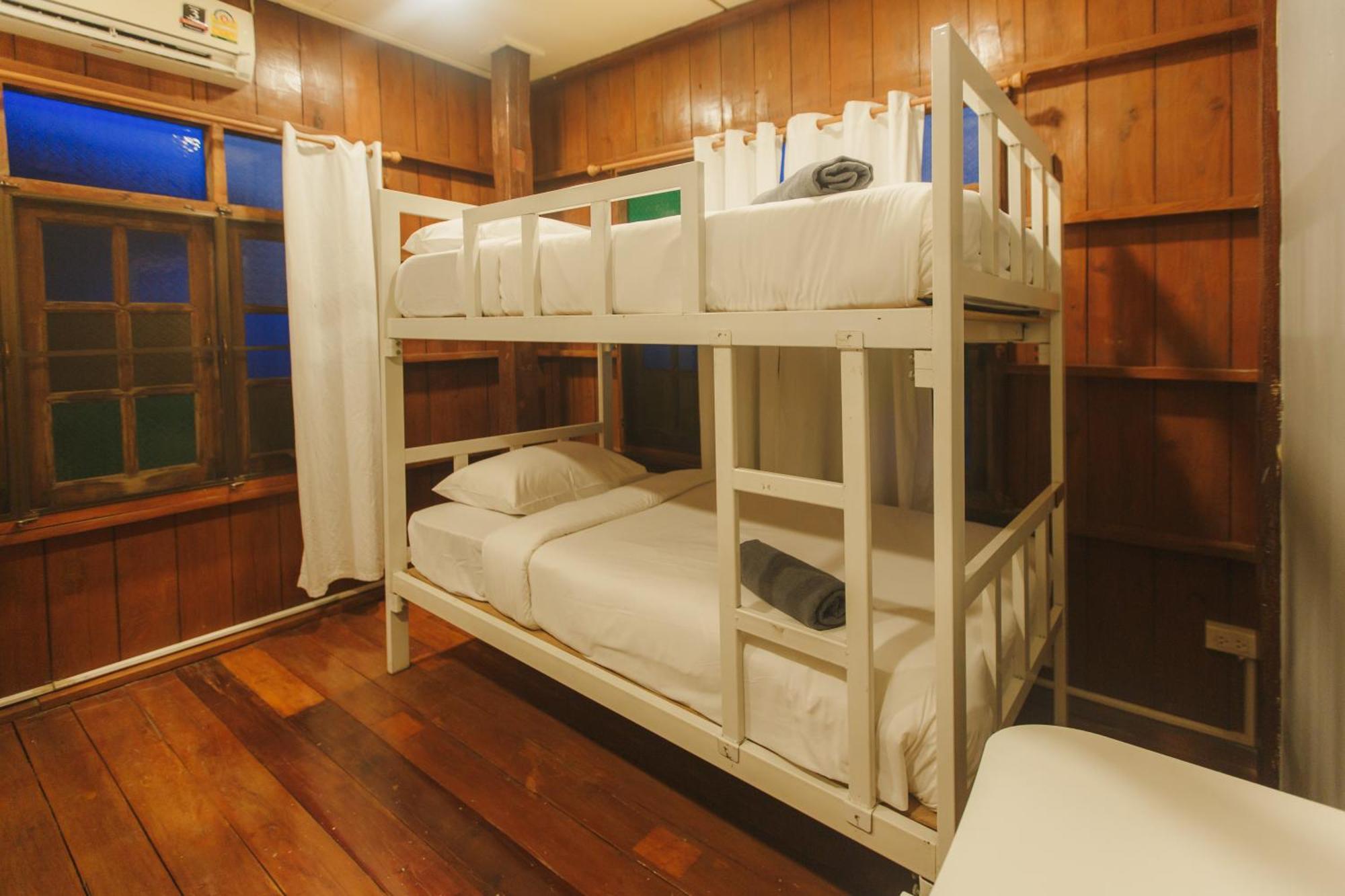 Agga Cnx Hostel Chiang Mai Exterior photo