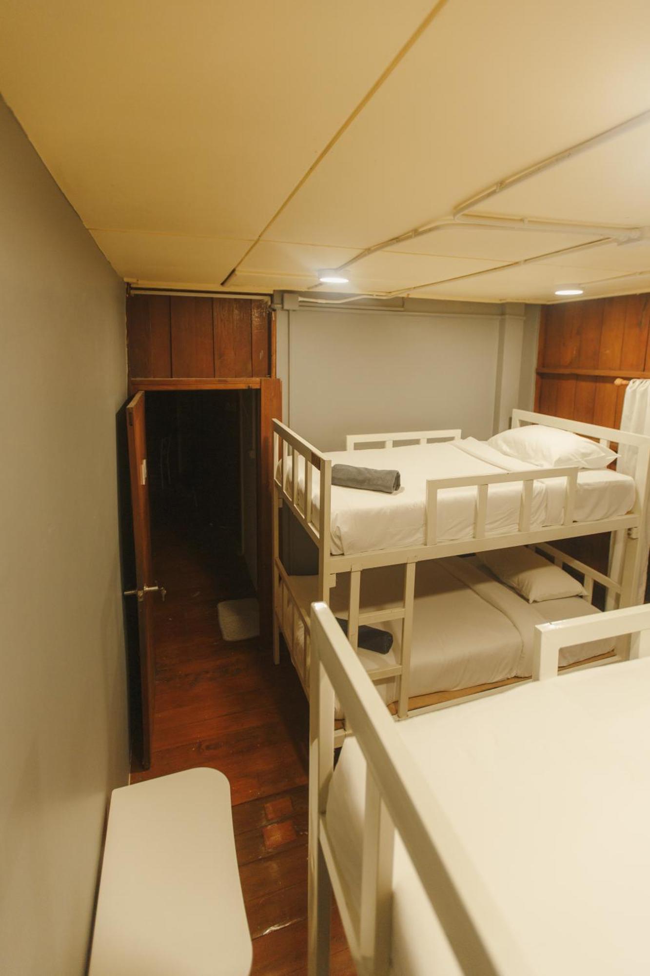 Agga Cnx Hostel Chiang Mai Exterior photo