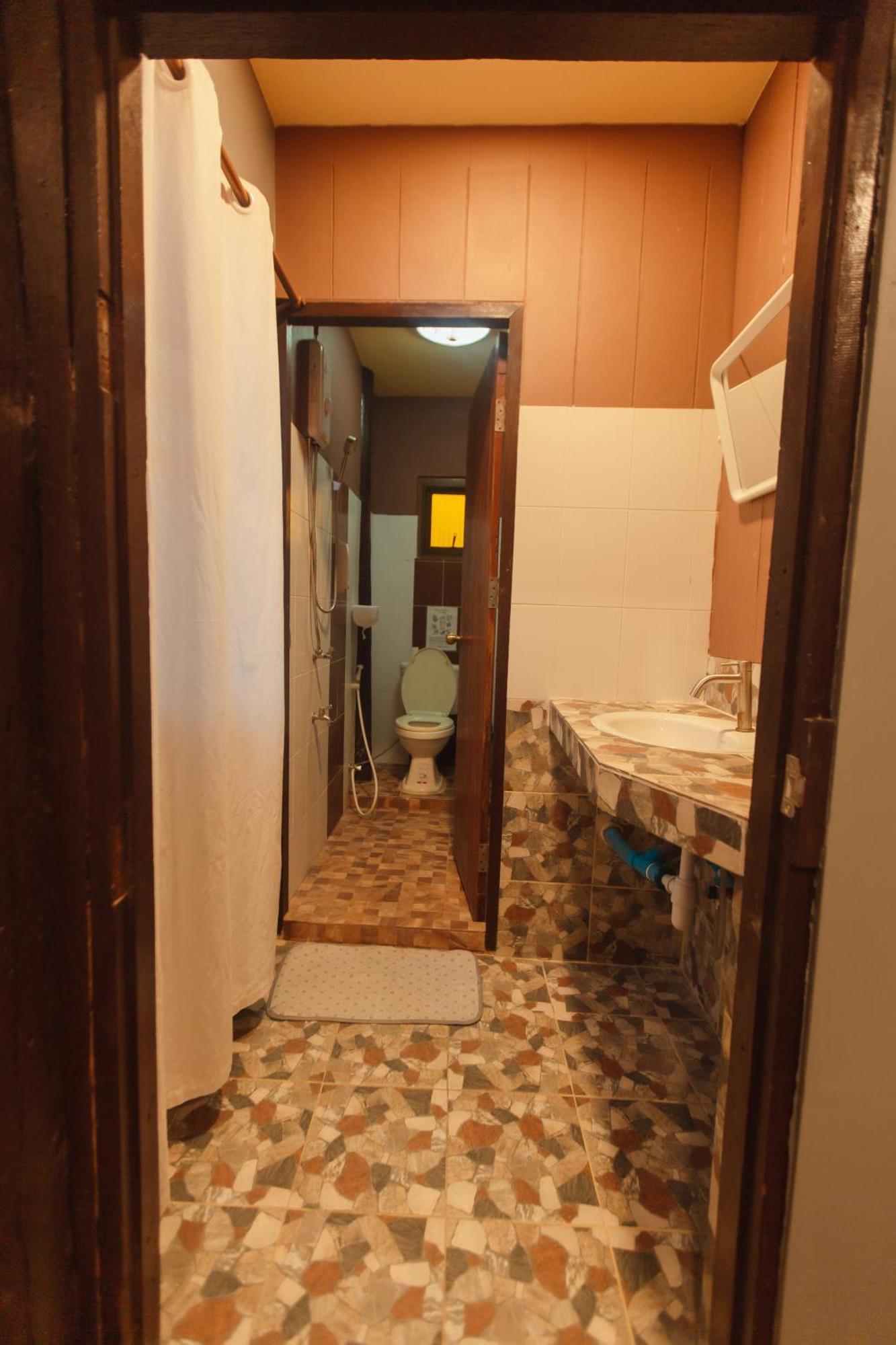 Agga Cnx Hostel Chiang Mai Exterior photo