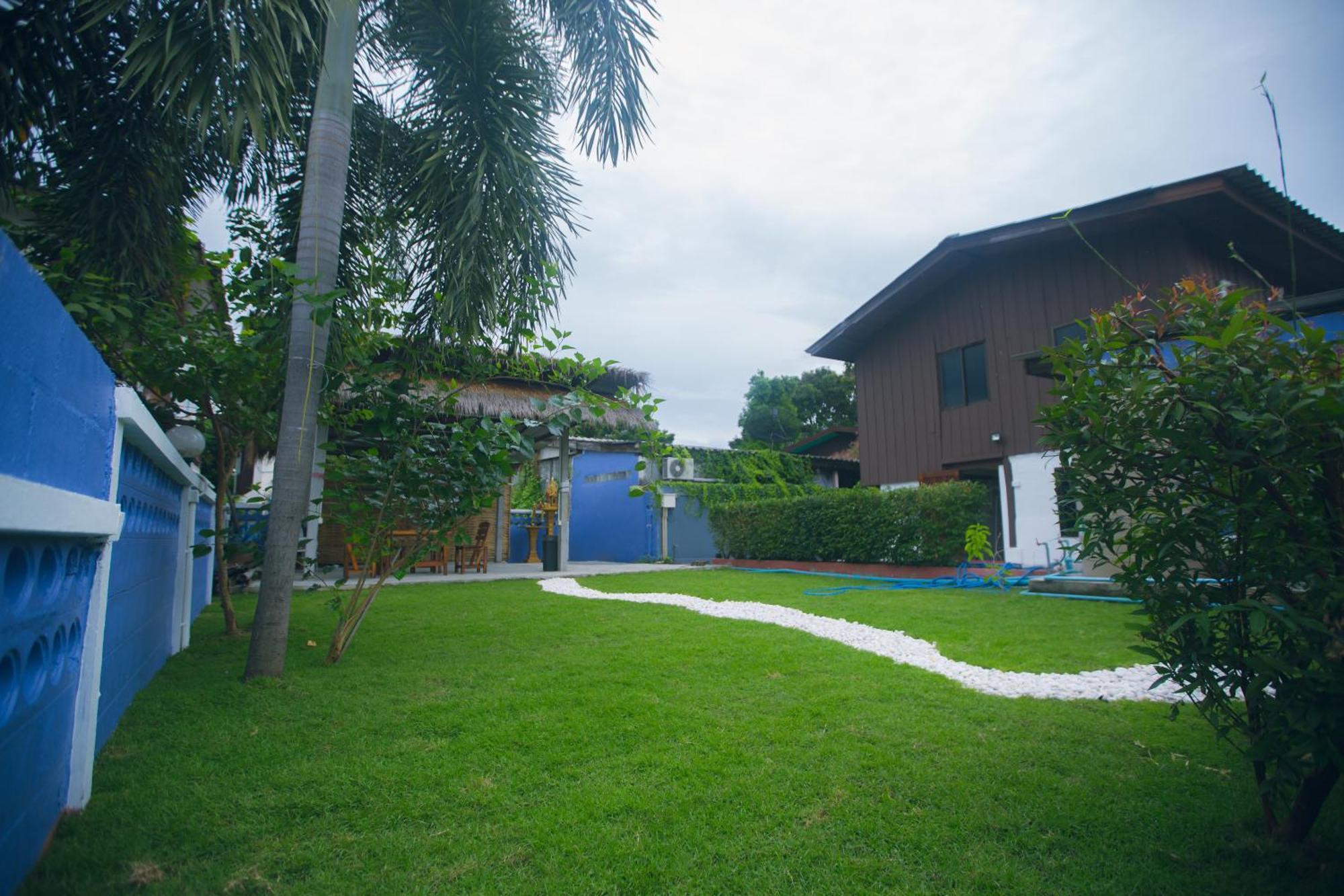 Agga Cnx Hostel Chiang Mai Exterior photo